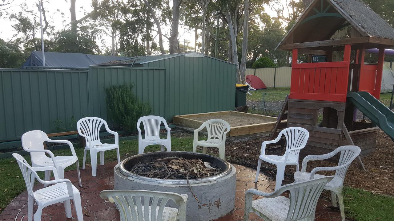 Palm Beach Caravan Park แซงค์ชัวรีพอยท์ ภายนอก รูปภาพ