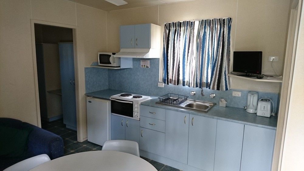Palm Beach Caravan Park แซงค์ชัวรีพอยท์ ภายนอก รูปภาพ