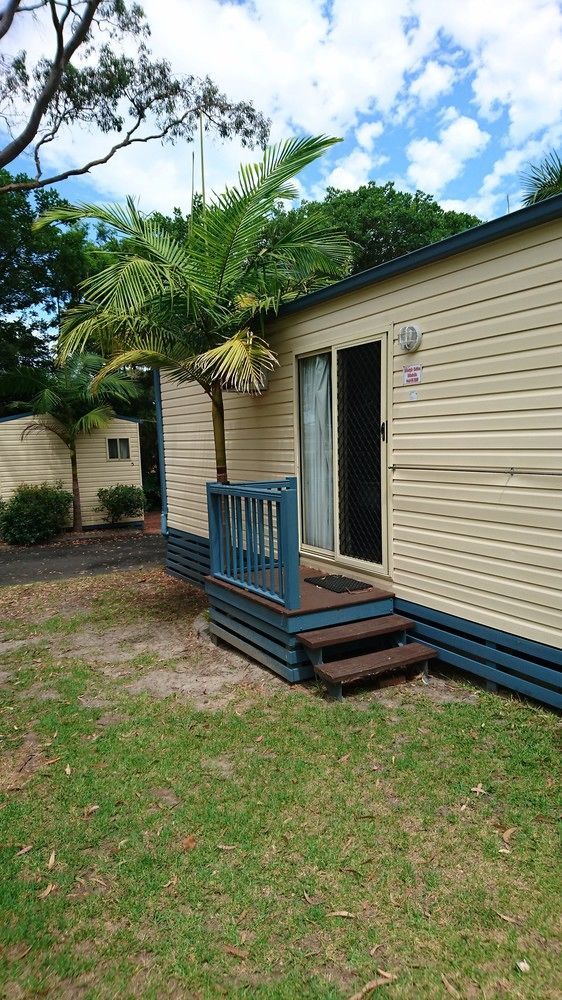 Palm Beach Caravan Park แซงค์ชัวรีพอยท์ ภายนอก รูปภาพ